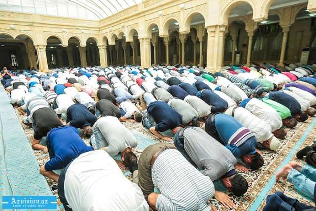 Eid prayers performed in Azerbaijan